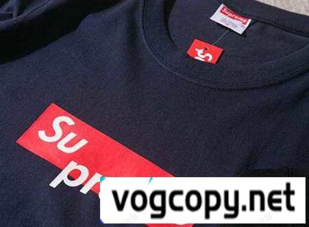 SUPREME シュプリーム 半袖Tシャツ
