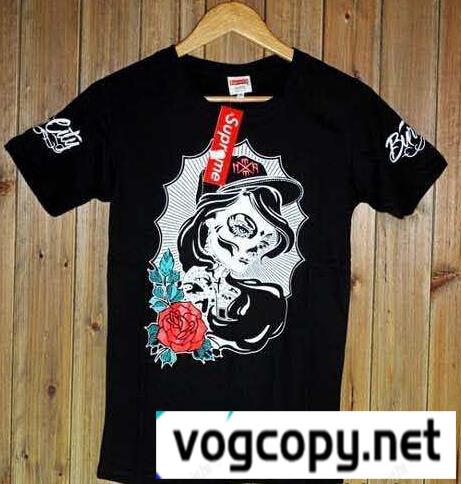 SUPREME シュプリーム 半袖Tシャツ
