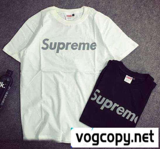 SUPREME シュプリーム 欧米韓流/雑誌 半袖Tシャツ