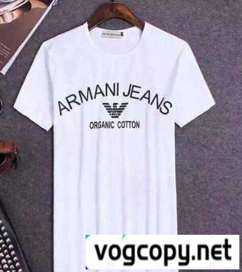 ARMANIアルマーニTシャツ