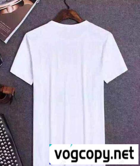ARMANIアルマーニTシャツ