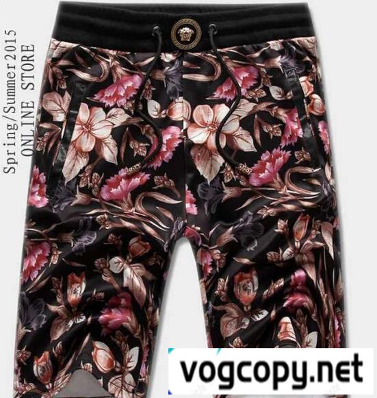 VERSACE ヴェルサーチ ショートパンツ