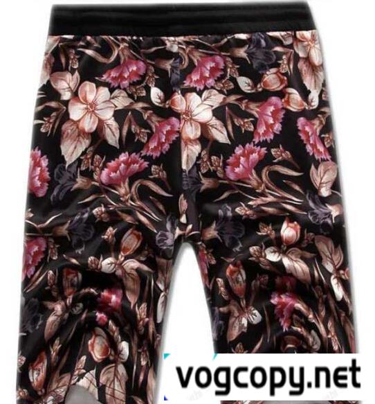 VERSACE ヴェルサーチ ショートパンツ