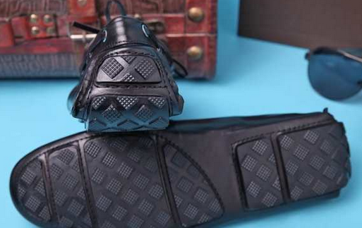  BOTTEGA VENETA ボッテガ ヴェネタ カジュアルシューズ 