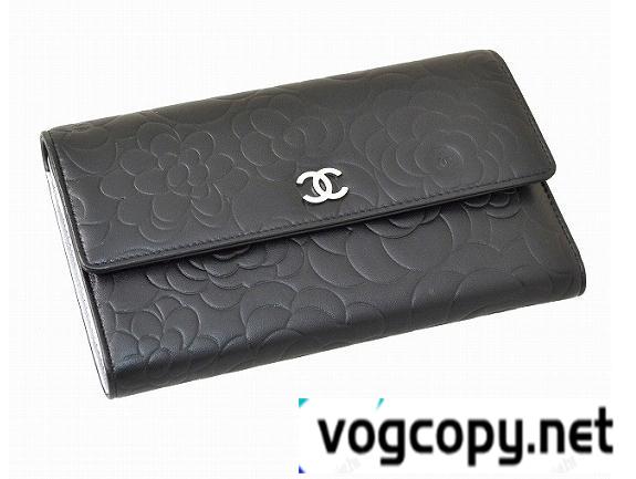 新発売＆好評レベルCHCH【Luxury Brand Selection】三つ折長財布