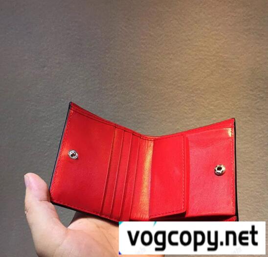 プレゼントに クリスチャン ルブタン  新アイテム ウォレット 財布.