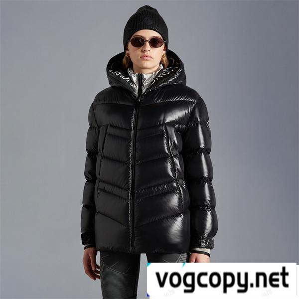 MONCLER偽物