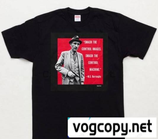 お手頃なアイテム　シュプリーム  程よいサイズ感あるTシャツ　ブラック.