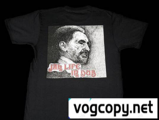 耐久性に溢れる逸品　シュプリーム 軽快な着用感がありTシャツ　ブラック.