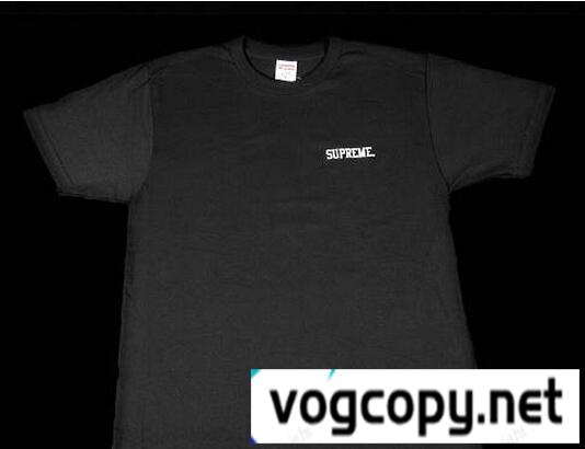 耐久性に溢れる逸品　シュプリーム 軽快な着用感がありTシャツ　ブラック.