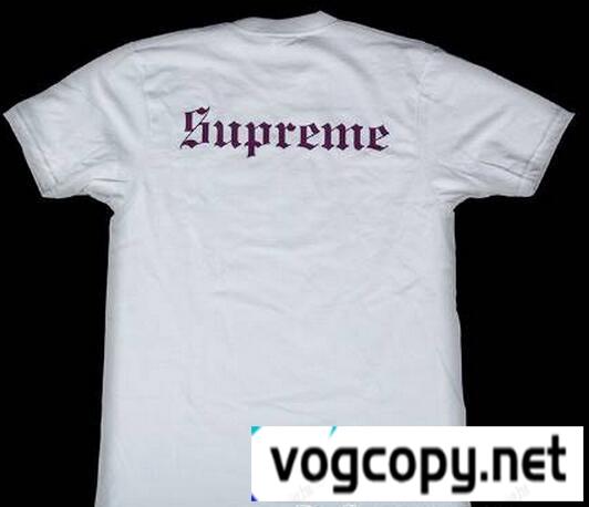 お洒落なシュプリーム スーパーコピー 着心地も良いTシャツ  ホワイト.