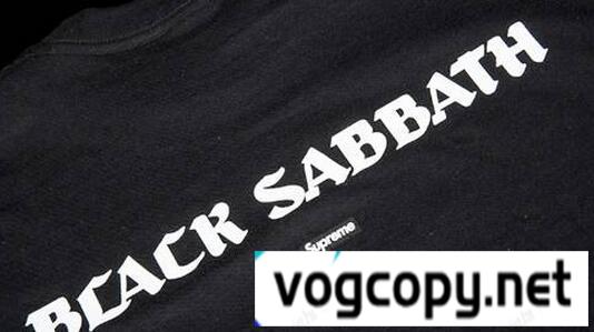 暑い季節でも快適にシュプリーム ブラックサバスウォーピッグス　人気販売Ｔシャツ　ブラック.