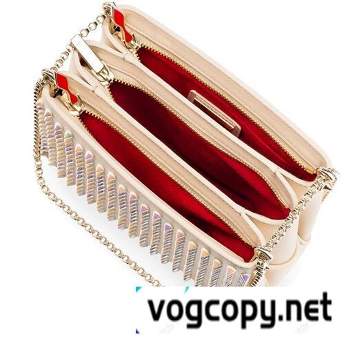 お買い得Christian Louboutin ルブタン　TRILOUBI チェーン 収納できるショルダーバッグ.