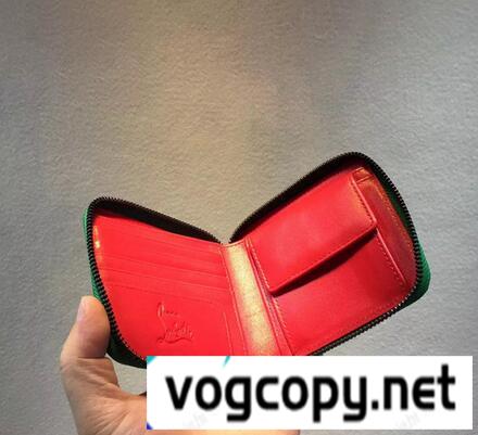 美しい光沢でクリスチャン ルブタン Christian Louboutinスパイク スクエア 機能性がある折りたたみ財布 .