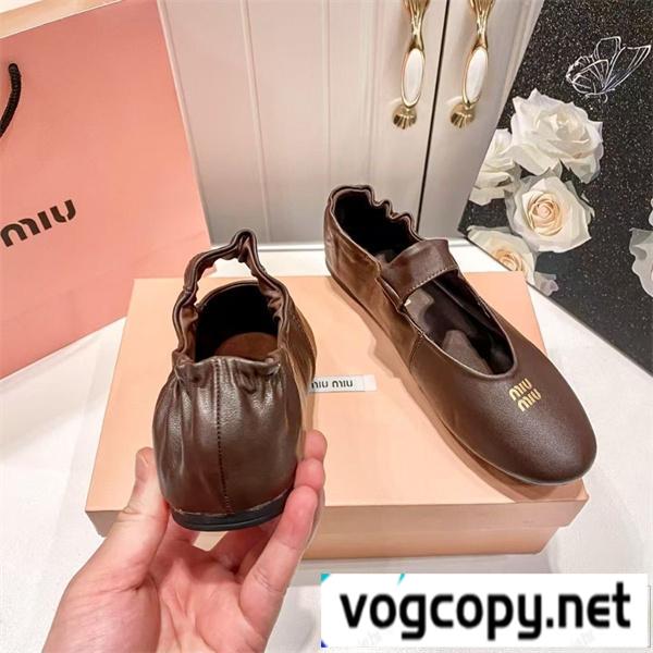 ミュウミュウ コピー バレエシューズ レディース レザー 可愛い MIU 