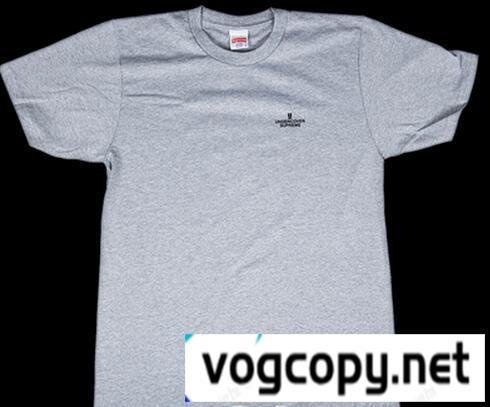 心地の良い柔らかいアイテム　シュプリーム  個性的なTシャツ グレー.