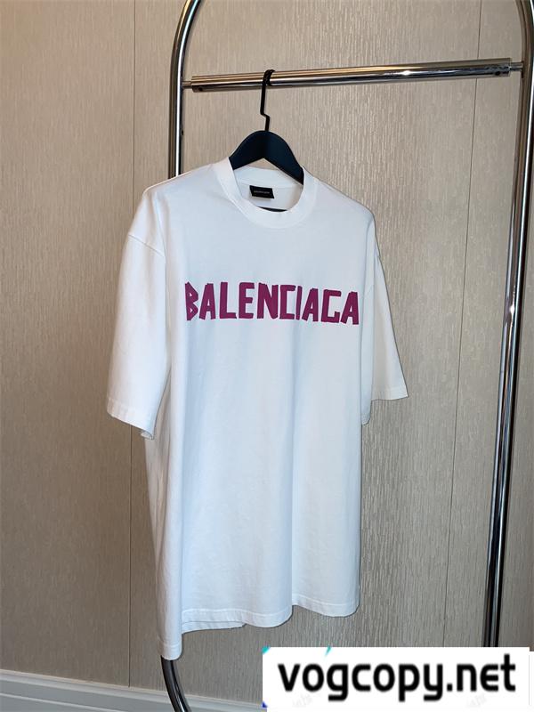 バレンシアガｔシャツコピー