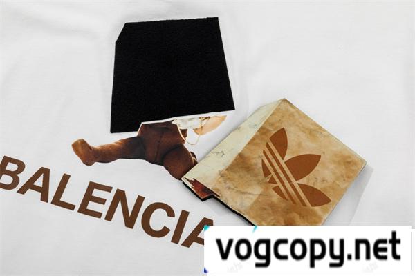 BALENCIAGA コピー Tシャツ