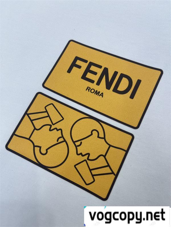 フェンディ スーパー コピー