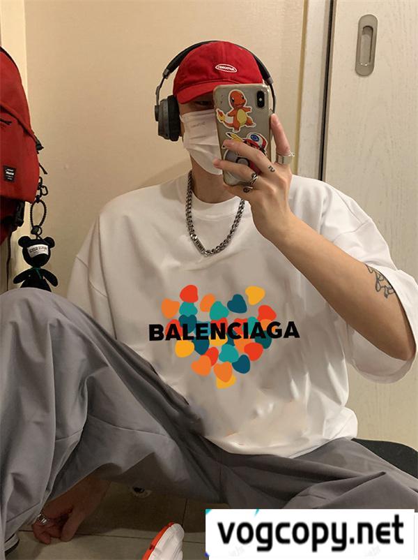 バレンシアガtシャツコピー