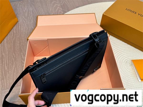 LOUIS VUITTON 偽物 ショルダーバッグ