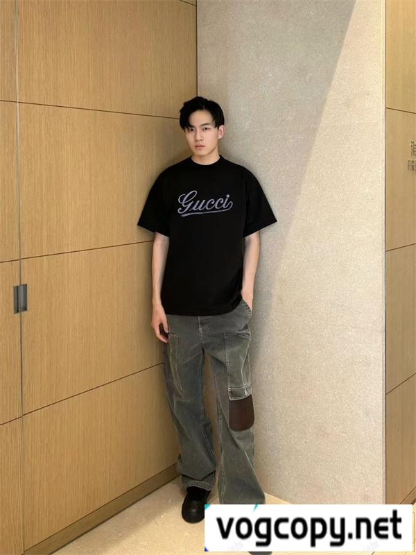 Gucc1 偽物 Ｔシャツ