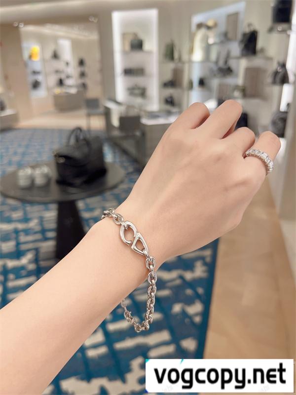 DIOR スーパーコピー ネックレス