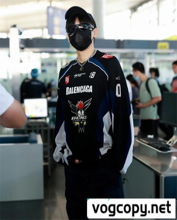 BALENCIAGA コピー Tシャツ