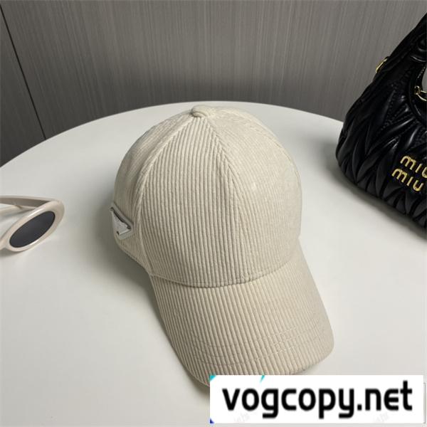PRADA スーパーコピー キャップ