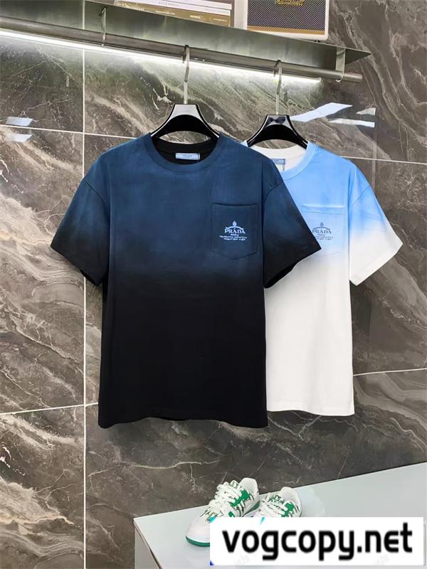 プラダ 偽物 Ｔシャツ