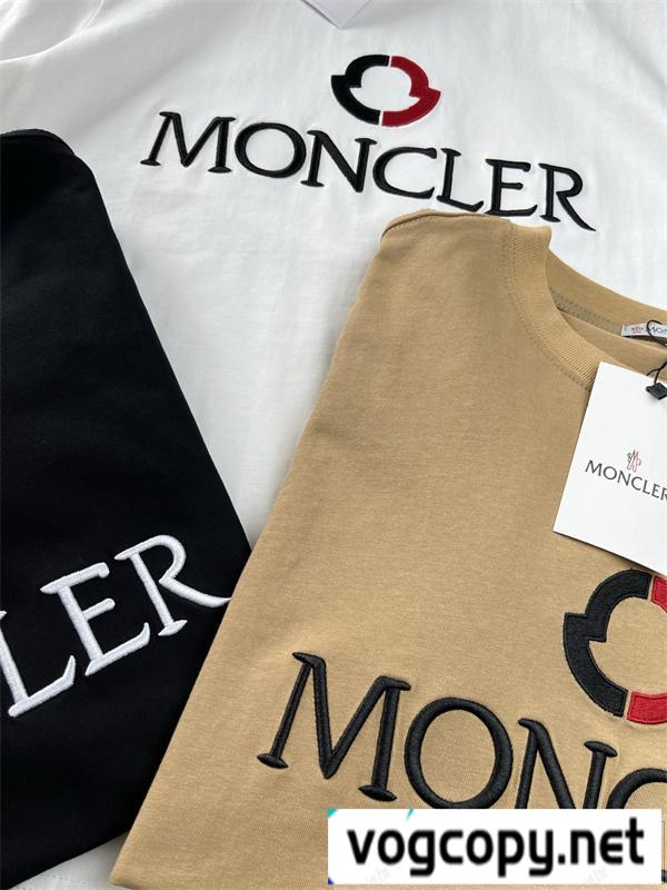 モンクレール 偽物 Tシャツ