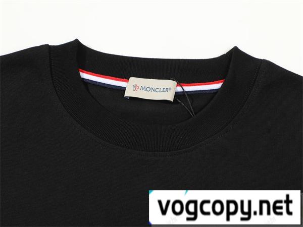 モンクレール 偽物 Tシャツ