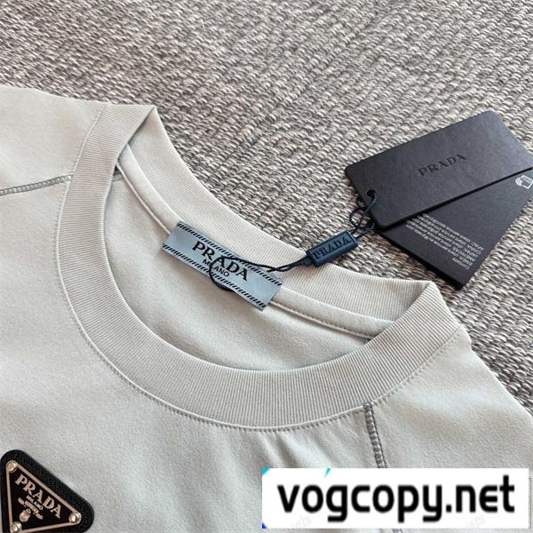 プラダ コピー Ｔシャツ
