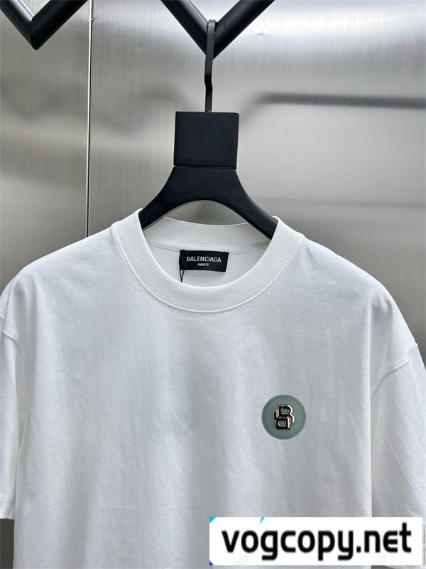 バレンシアガ コピー Tシャツ