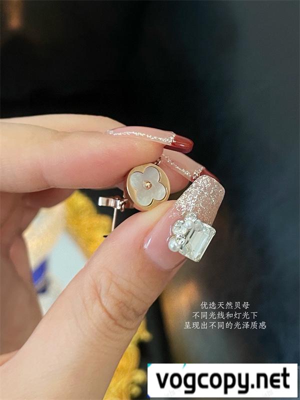 LOUIS VUITTON コピー ピアス