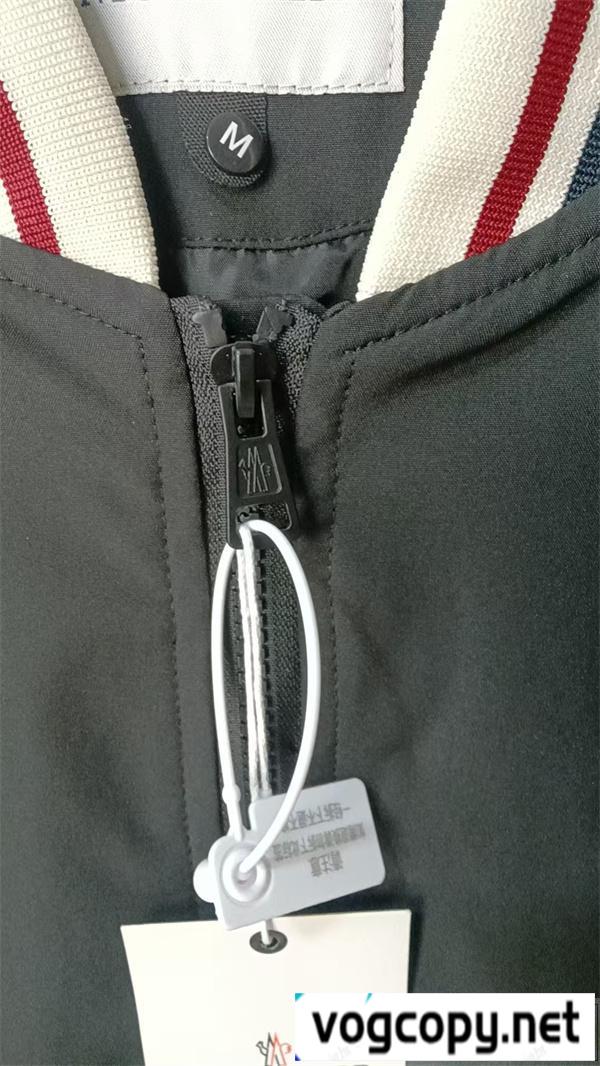MONCLER 偽物 ジャケット