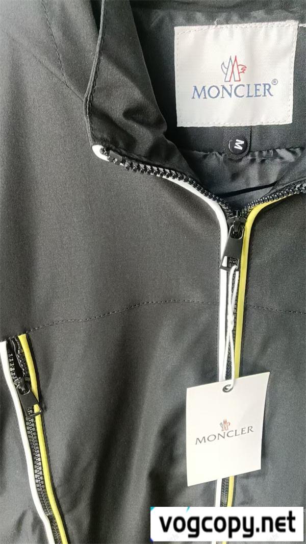 MONCLER 偽物 ジャケット