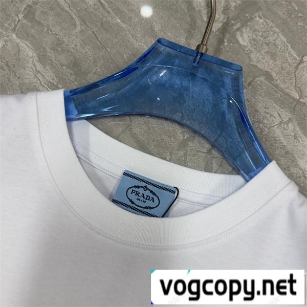 プラダ 偽物 Ｔシャツ 