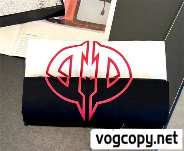 バレンシアガ コピー 長袖Ｔシャツ