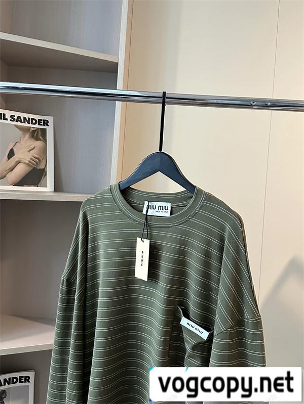 ミュウミュウ 偽物 長袖Ｔシャツ 