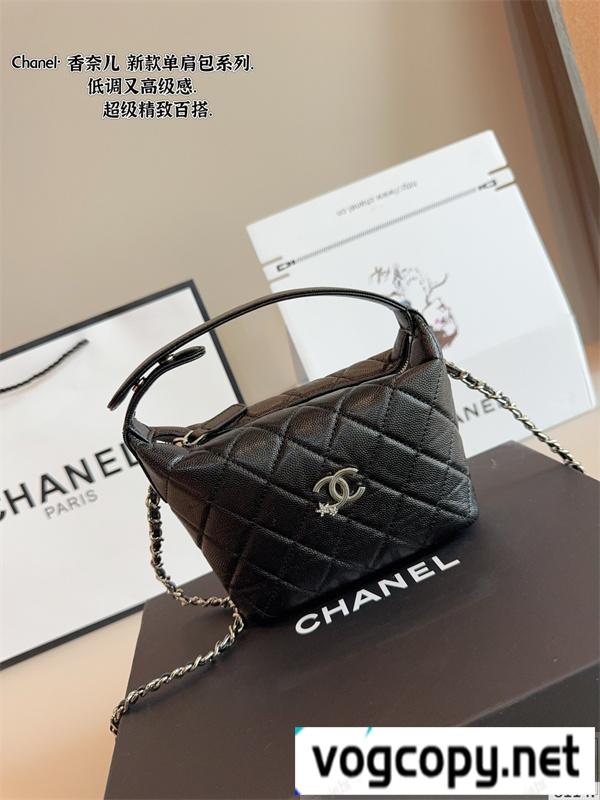 CH 偽物 ショルダーバッグ