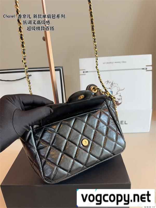 CH 偽物 ショルダーバッグ