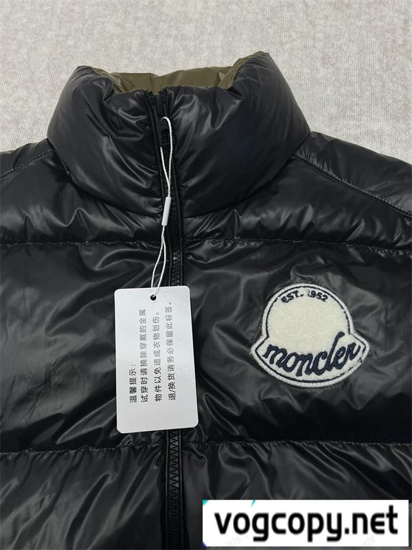 MONCLER 偽物 ダウンジャケット