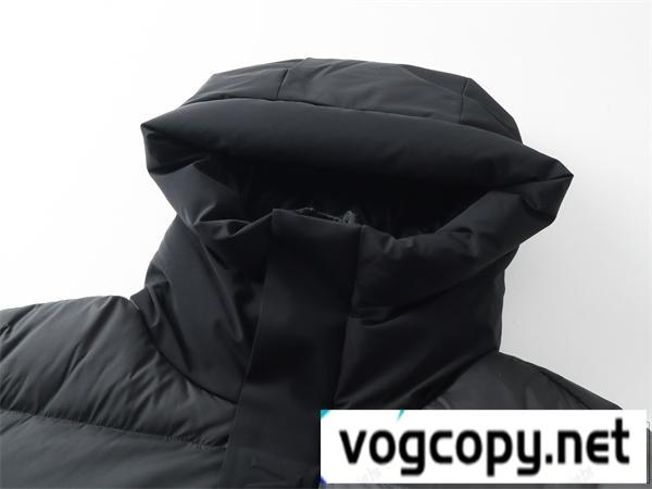 MONCLER コピー ダウンジャケット