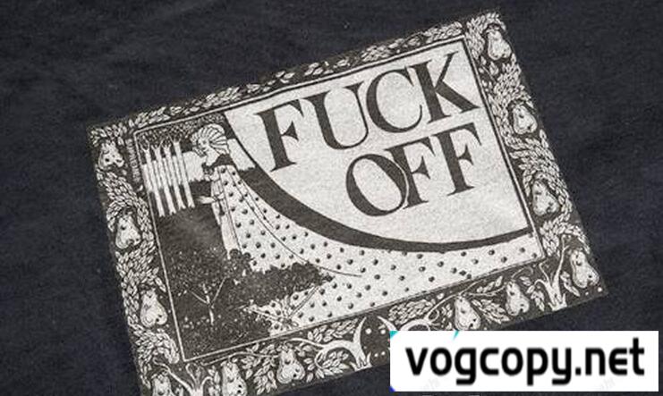 大活躍してくれるシュプリーム ファックオフ　通気性もよいＴシャツ ブラック.