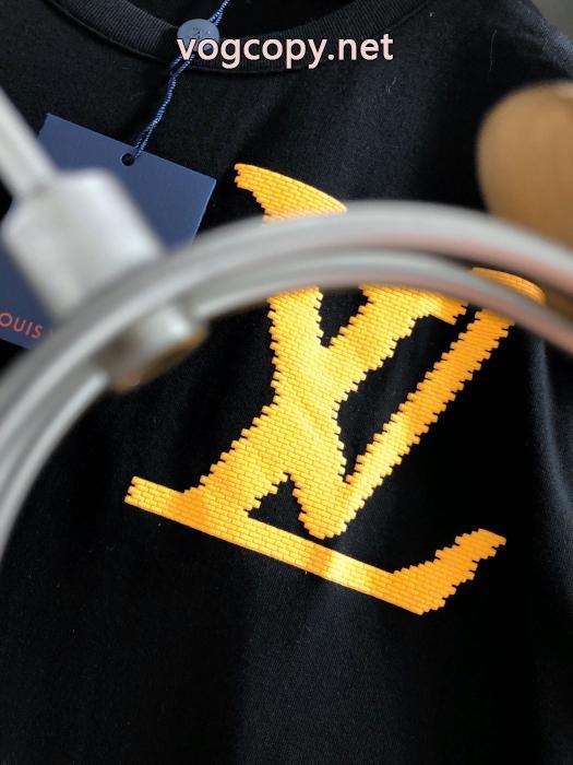 LOUIS VUITTON最新コットンオフセットブラックねじ付き半袖Tシャツ_0_3