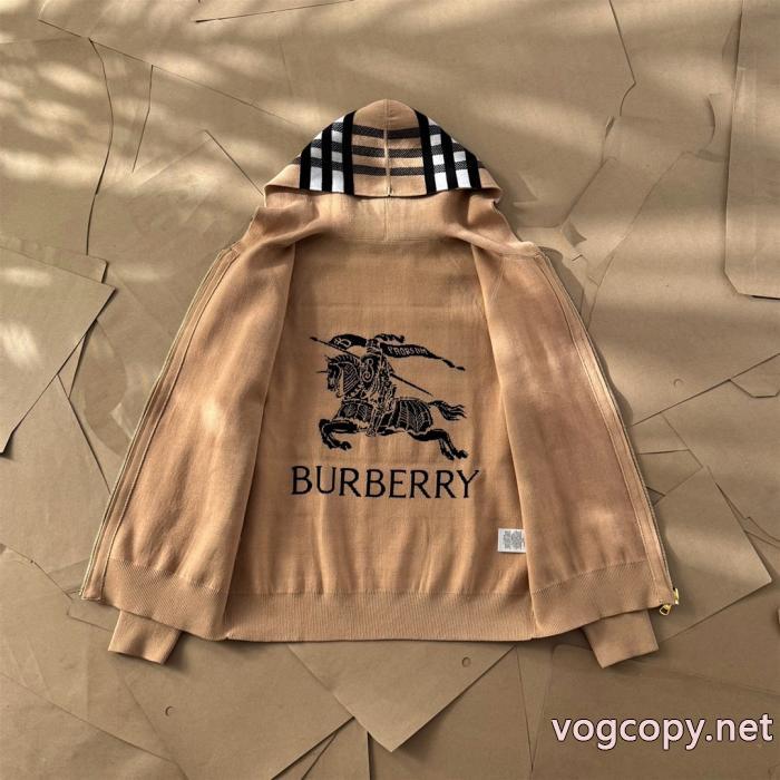 Burberry2025新作定番チェック柄リバーシブルウール裏面戦馬ジャカードカーディガンコート_0_0
