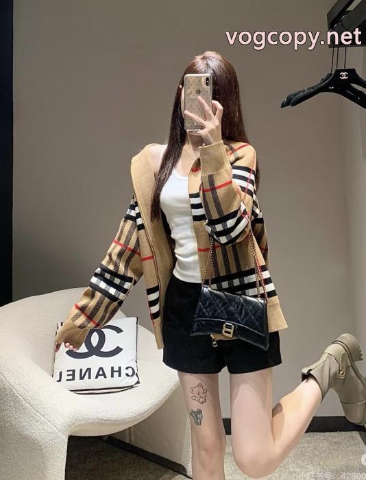 Burberry2025新作定番チェック柄リバーシブルウール裏面戦馬ジャカードカーディガンコート_0_1