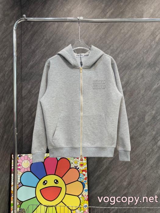 miumiu焼花アルファベットクラシックフードコート_0_0