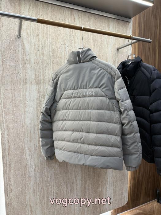 CANADA GOOSE 25年冬の薄手ダウンジャケット_0_4